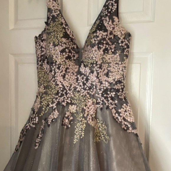 Prom Dress - Picture 2 of 2